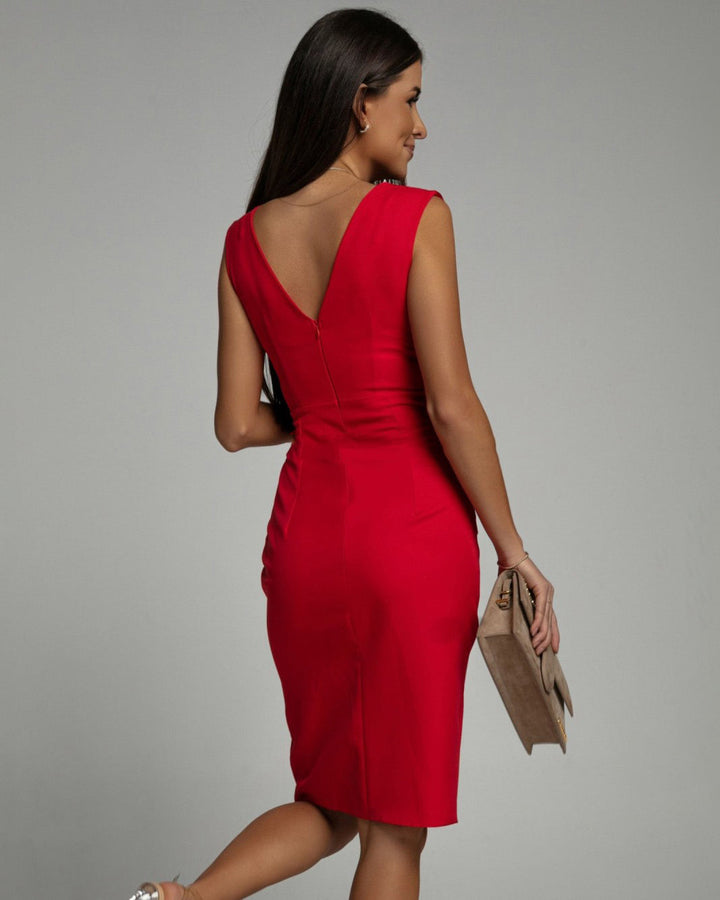 Louna | Robe cintrée avec décolleté en V et fente