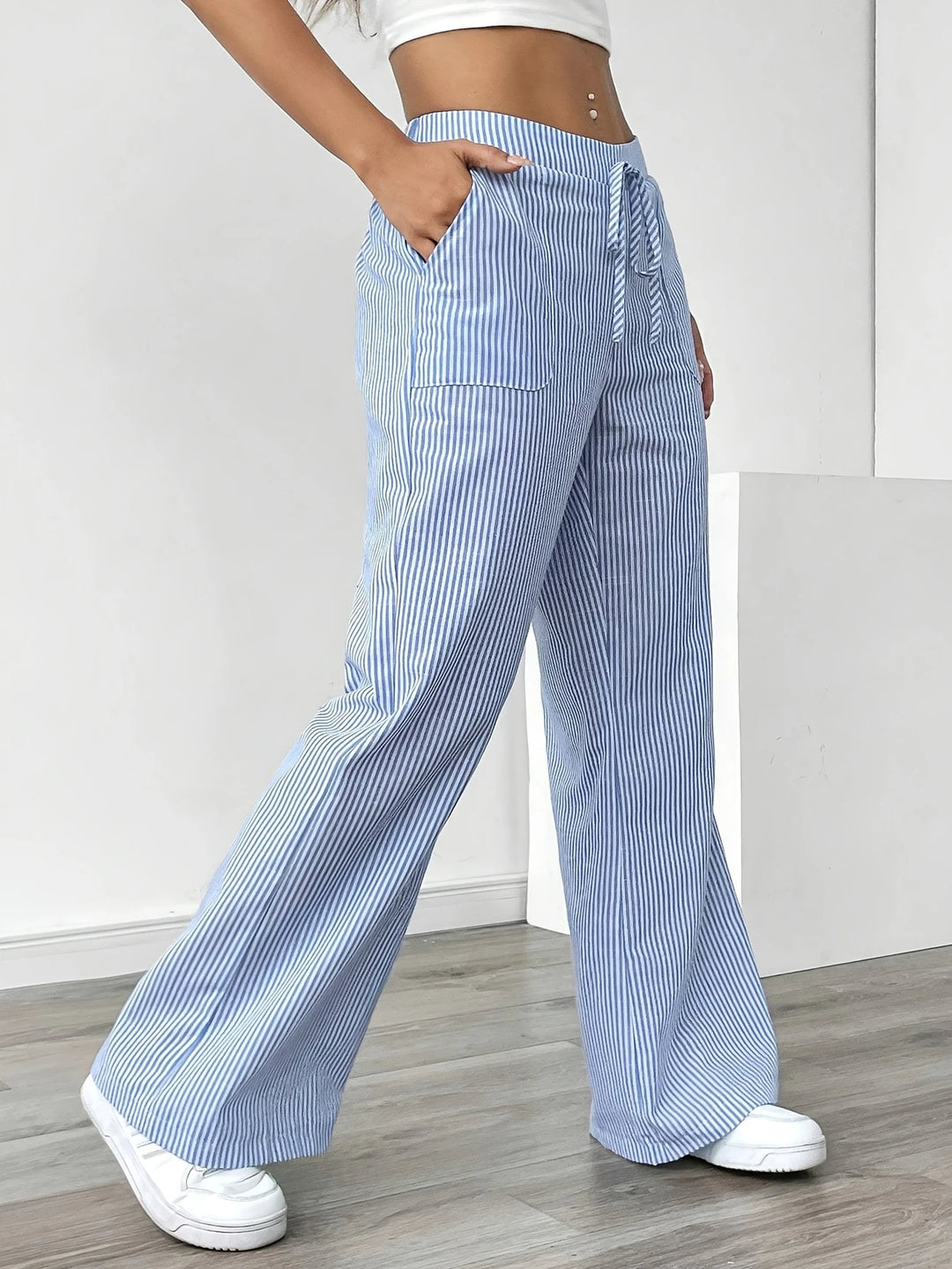 Rayla | Le pantalon large rayé qui libère votre élégance